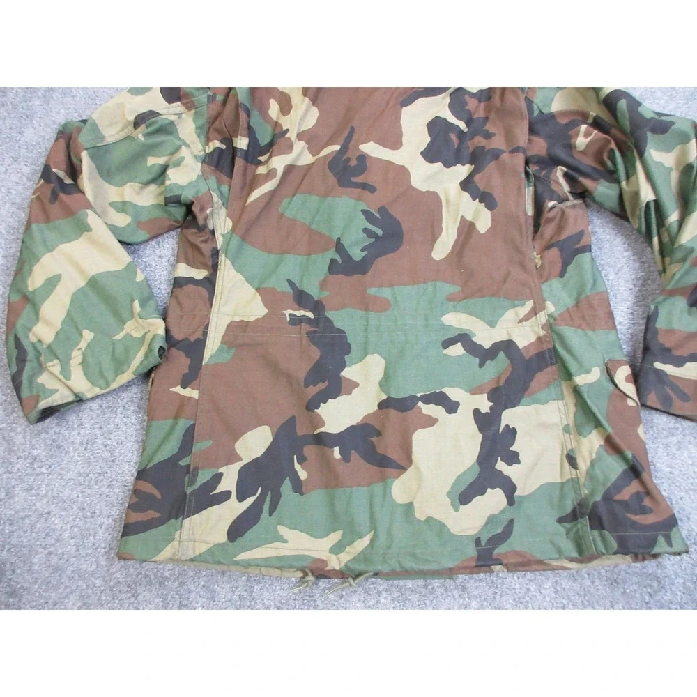 Vintage US Army Cold Weather‎ Field Jacket Mens Medium Woodland Camo Hooded M-65